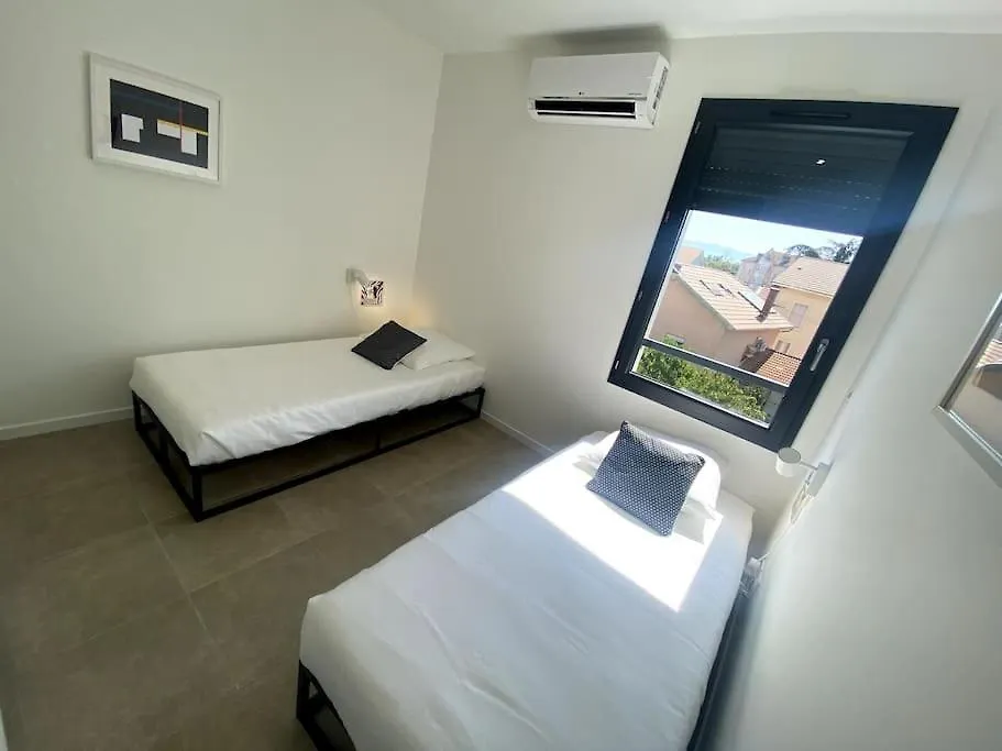 T3 Lumineux, Climatise/Rooftop/Proche Gare Valence  0*, Valence (Drome) France